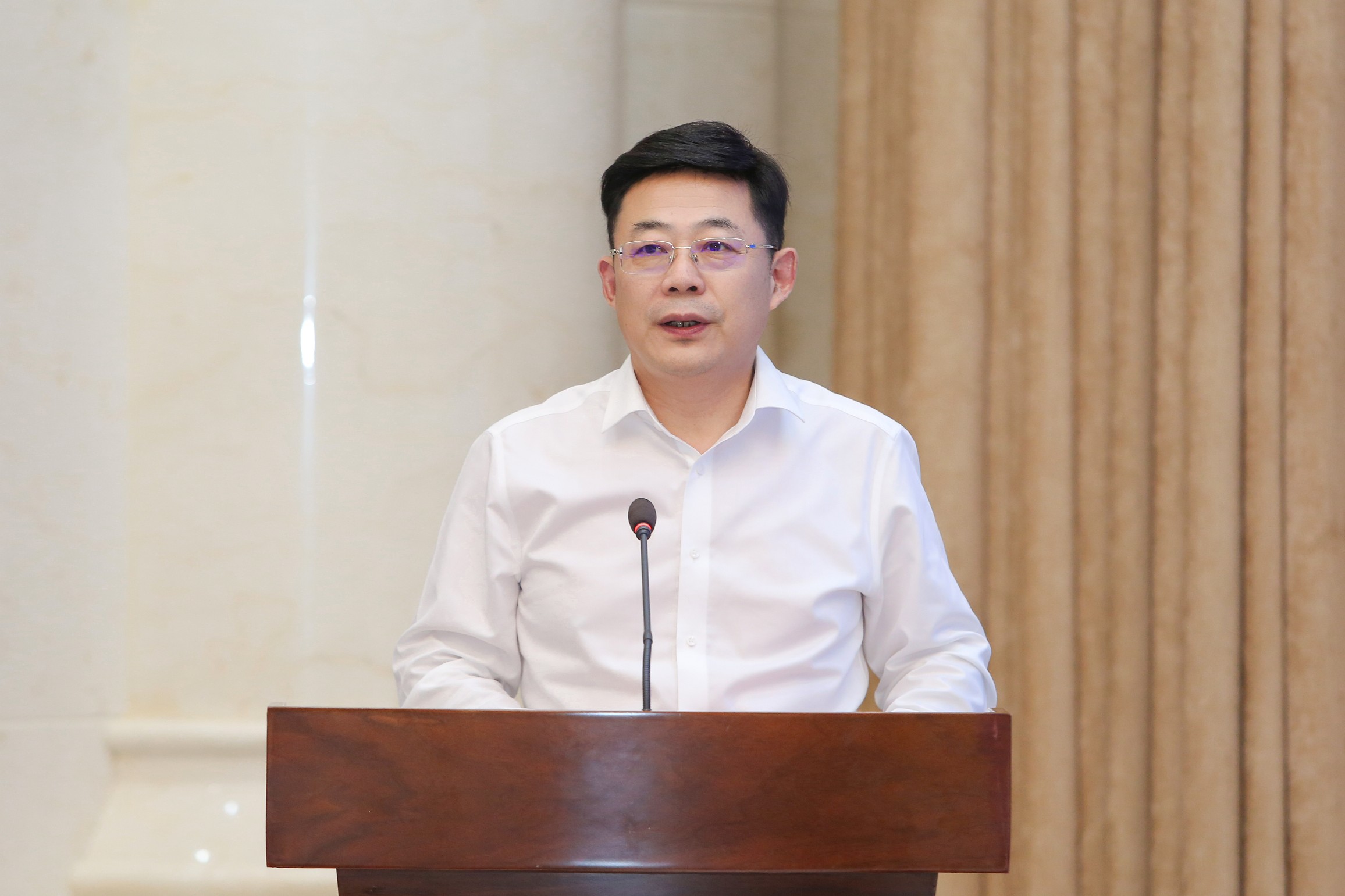 20220902182208_jxhbahe2lc 集团与中一科技进行“w66.com中一高机能电子铜箔项目”签约典礼1_眸目压缩.jpg