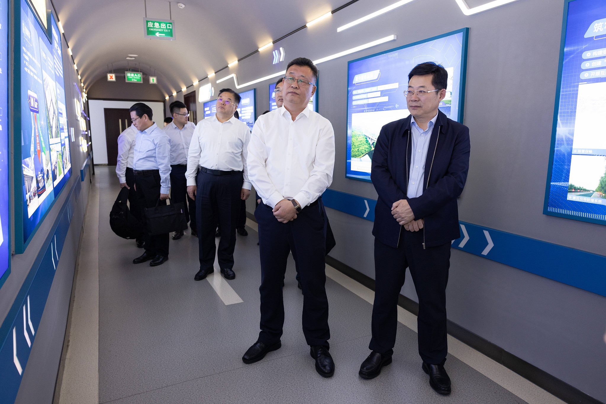 20220926184833_apoe6uosck 张乃文调研高速公司公司_眸目压缩_眸目压缩.jpg