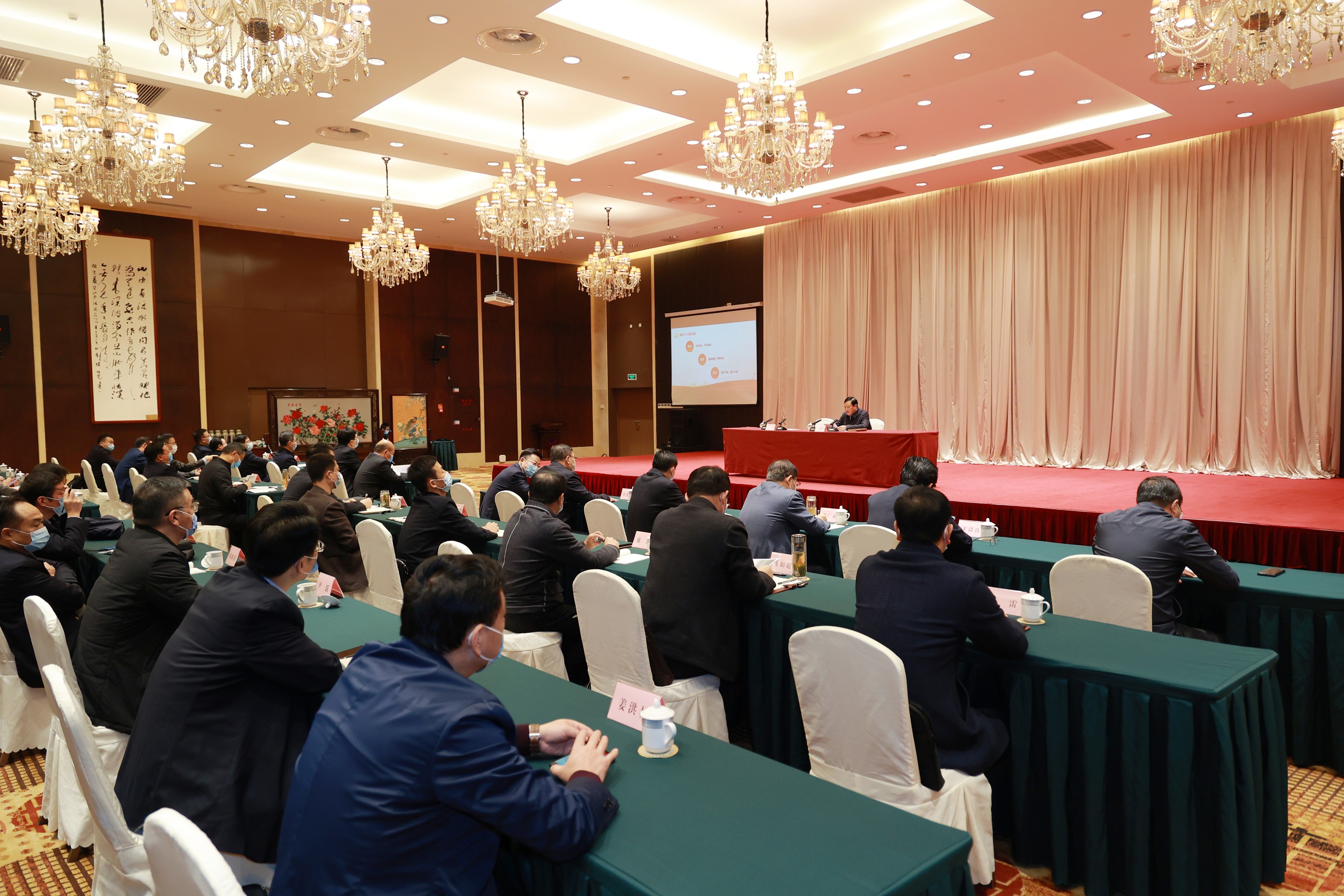 20221201084018_y6kwfm2pn4 99ad41f8bf6927914b23202e51c5f2a_眸目压缩.jpg