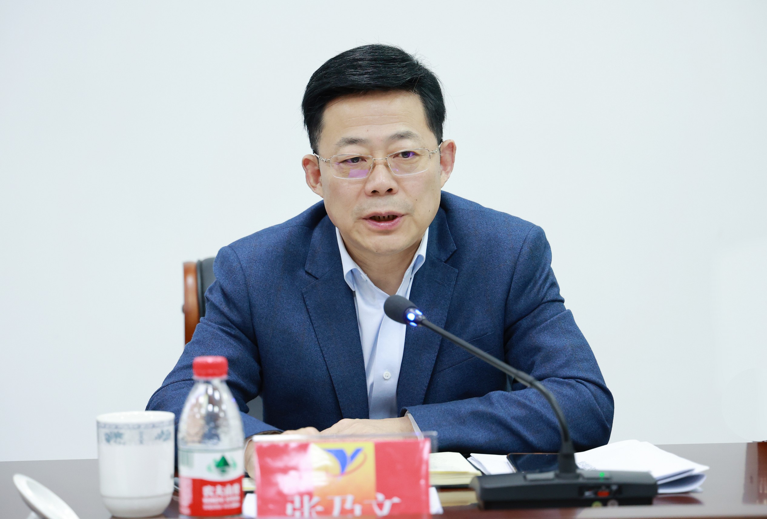 20230425205953_69ewa5fef4 张董事长调研纺织集团1_眸目压缩.jpg